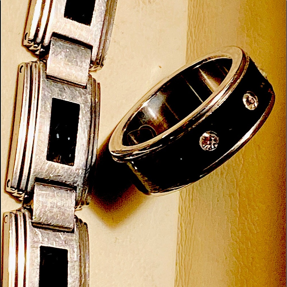 Stainless steel and onyx ring and bracelet for a man